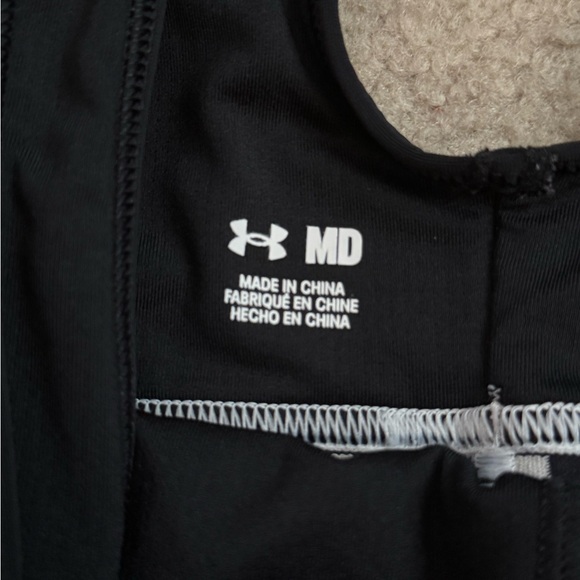 Under Armour Black and White Sports Bra - Picture 3 of 3